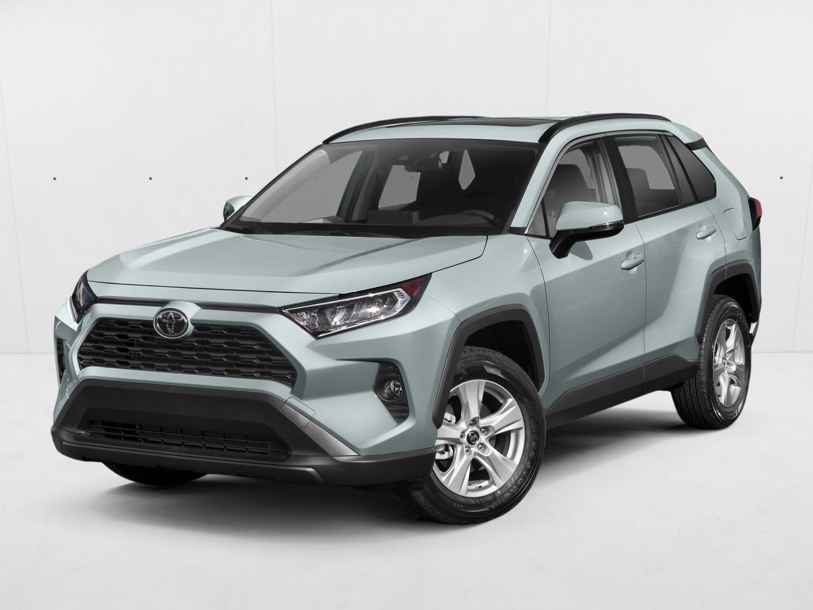2020 Toyota RAV4 XLE's photo