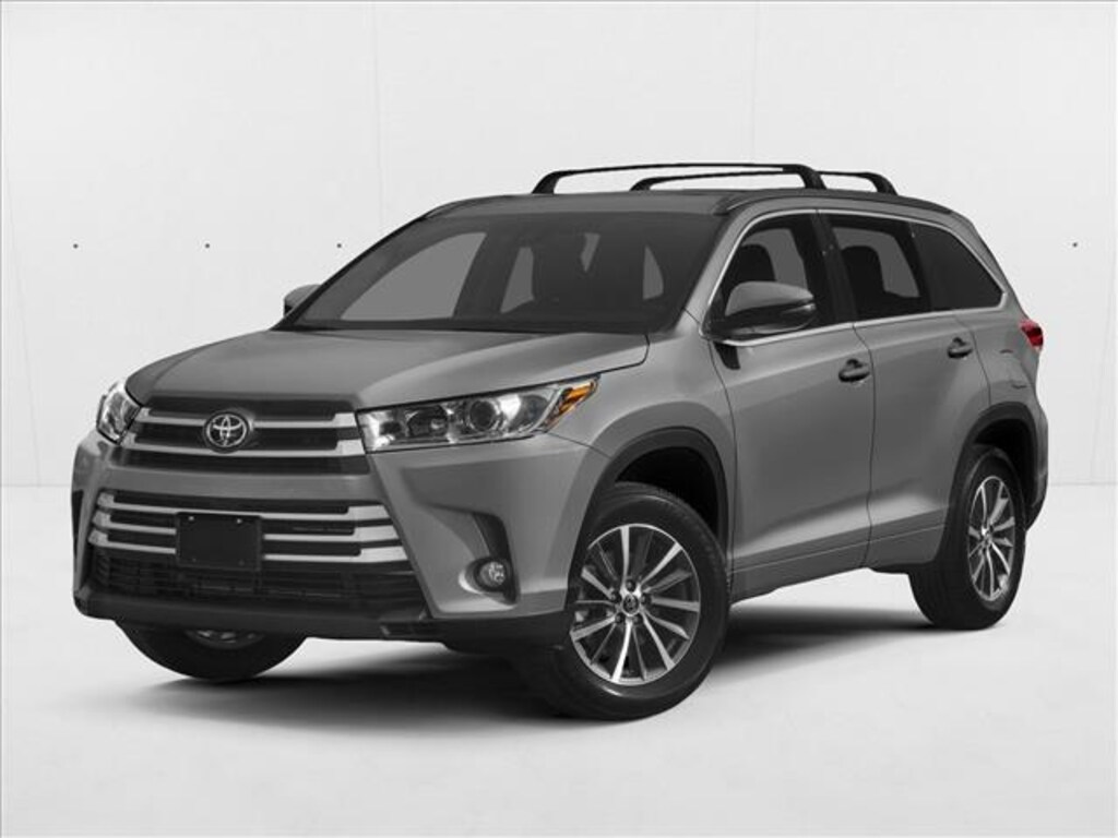 Used 2019 Toyota Highlander XLE V6 SUV