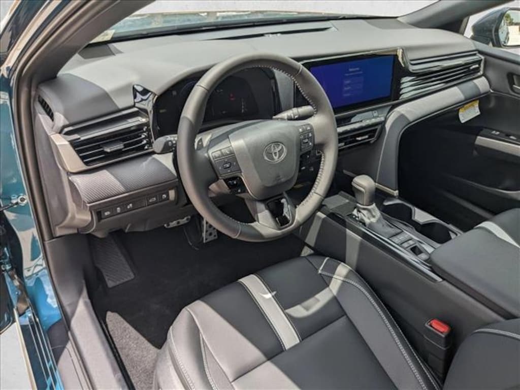 Used 2025 Toyota Camry SE Sedan