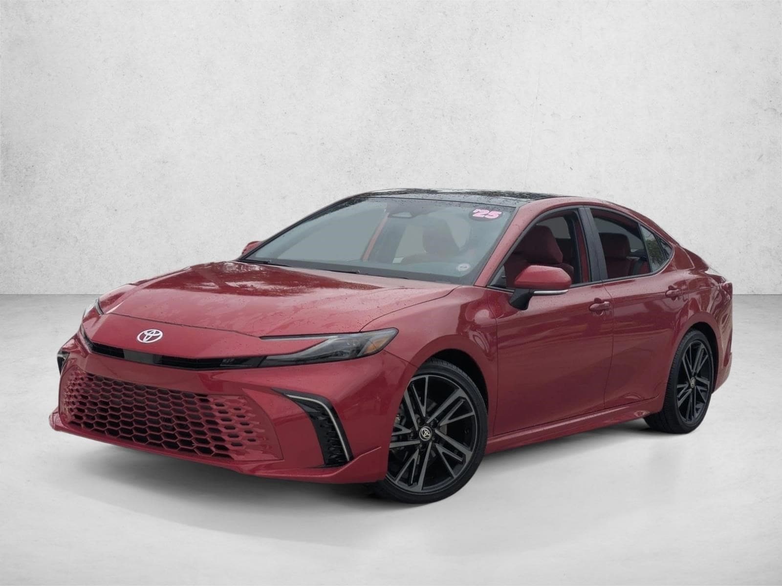 2025 Toyota Camry XSE's photo