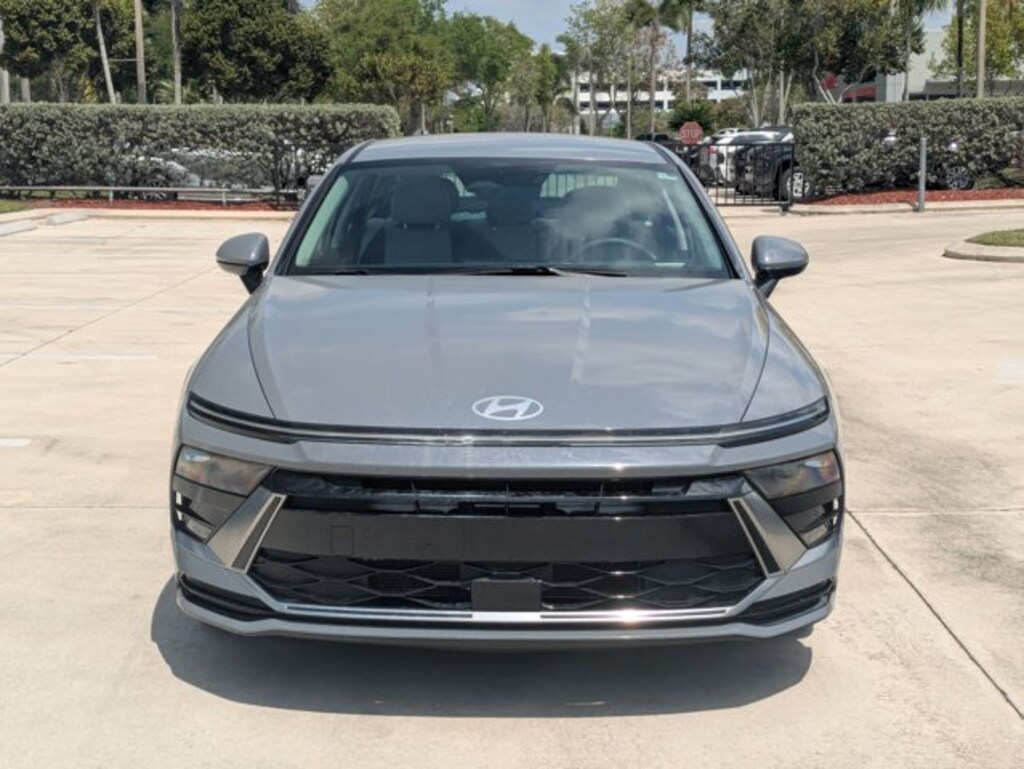Used 2024 Hyundai Sonata SEL Sedan
