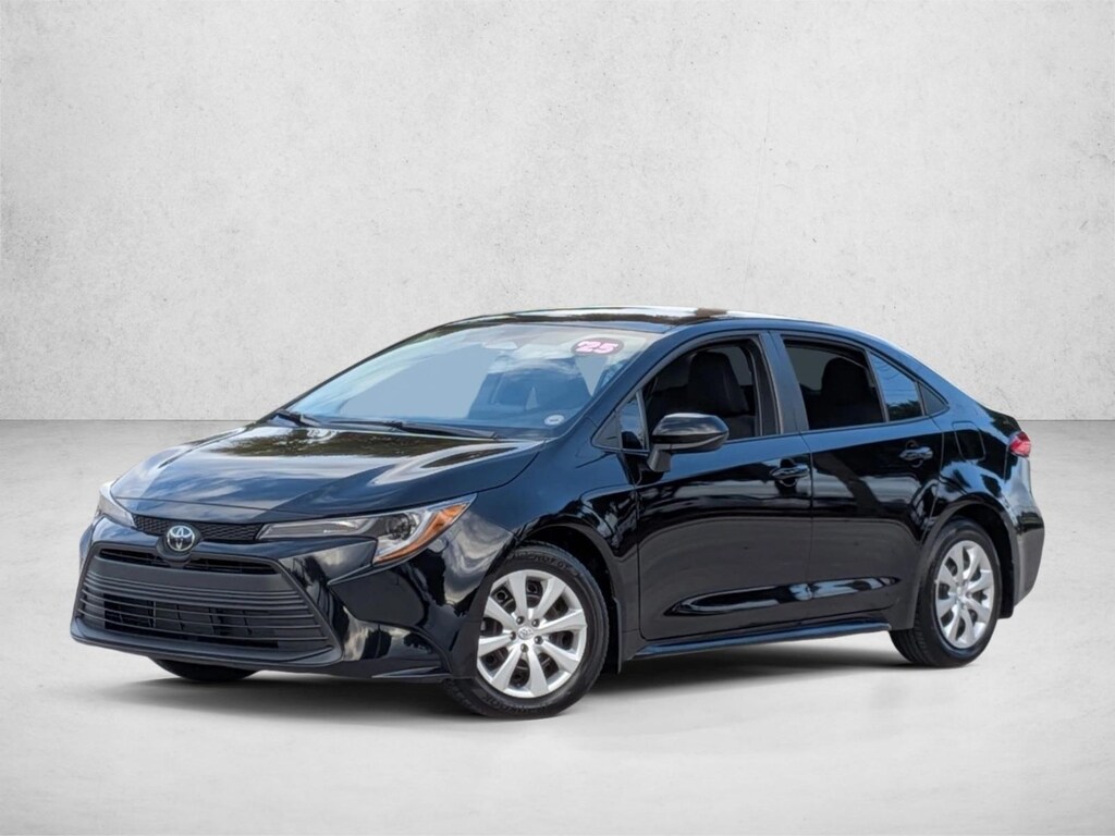 Used 2025 Toyota Corolla LE Sedan