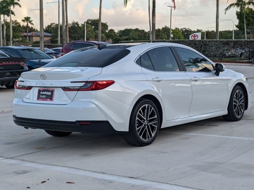 Used 2025 Toyota Camry XLE Sedan