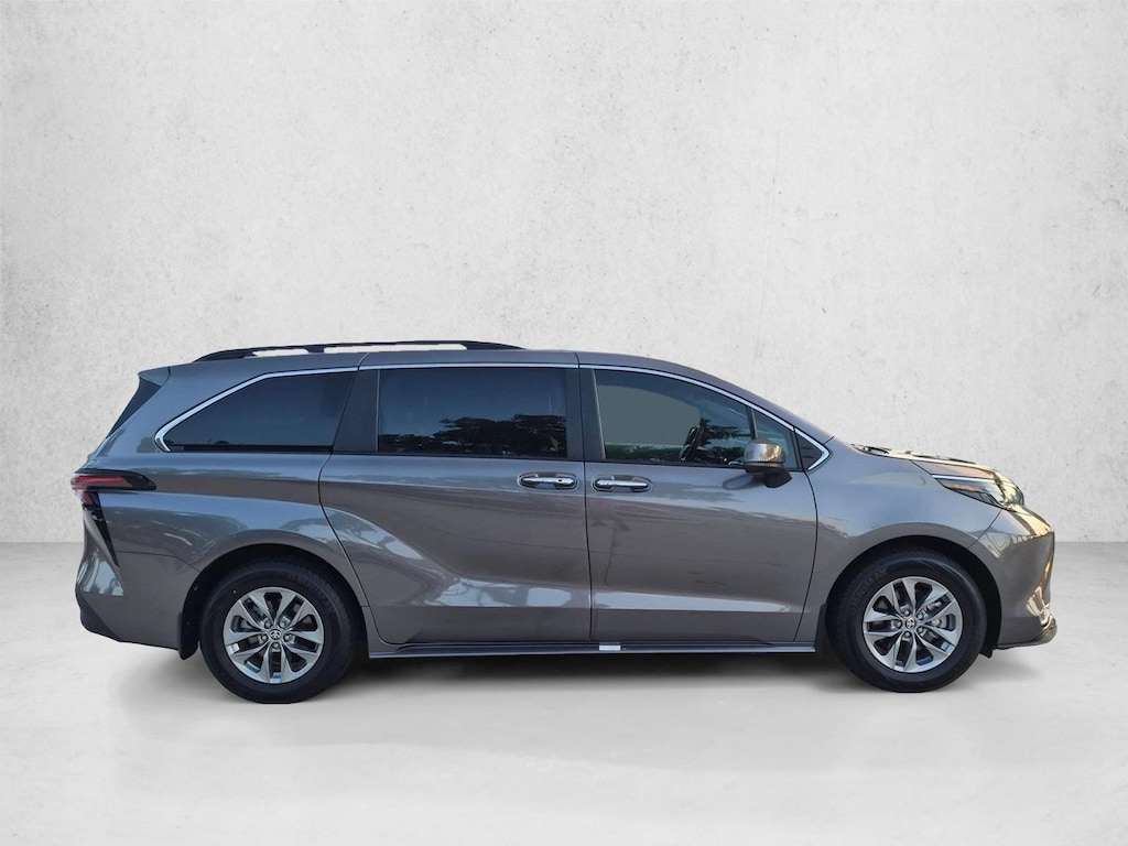 Certified 2024 Toyota Sienna XLE 8 Passenger Van Passenger Van
