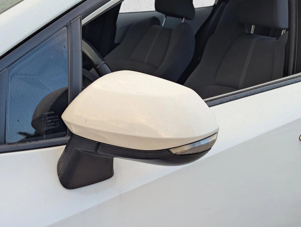 Used 2020 Toyota Corolla SE Sedan
