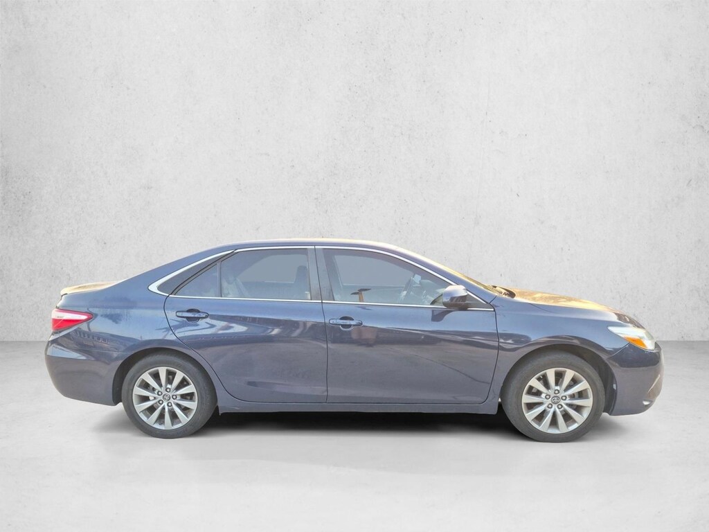 Used 2016 Toyota Camry XLE Sedan