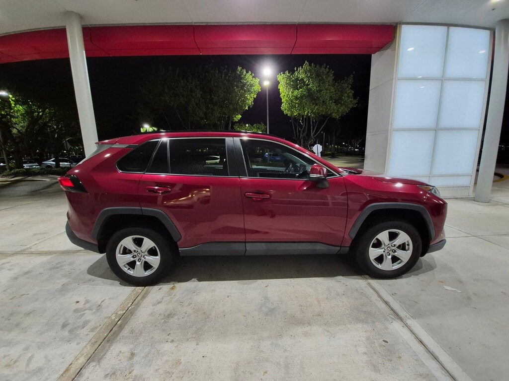 Used 2021 Toyota RAV4 XLE SUV