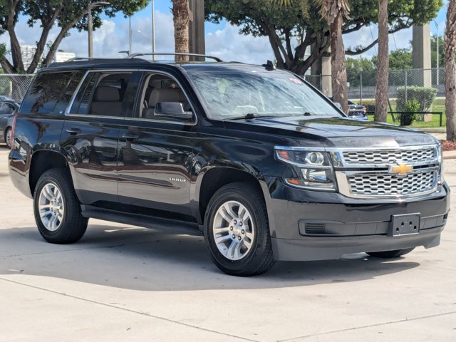 2019 Chevrolet Tahoe LT photo 3
