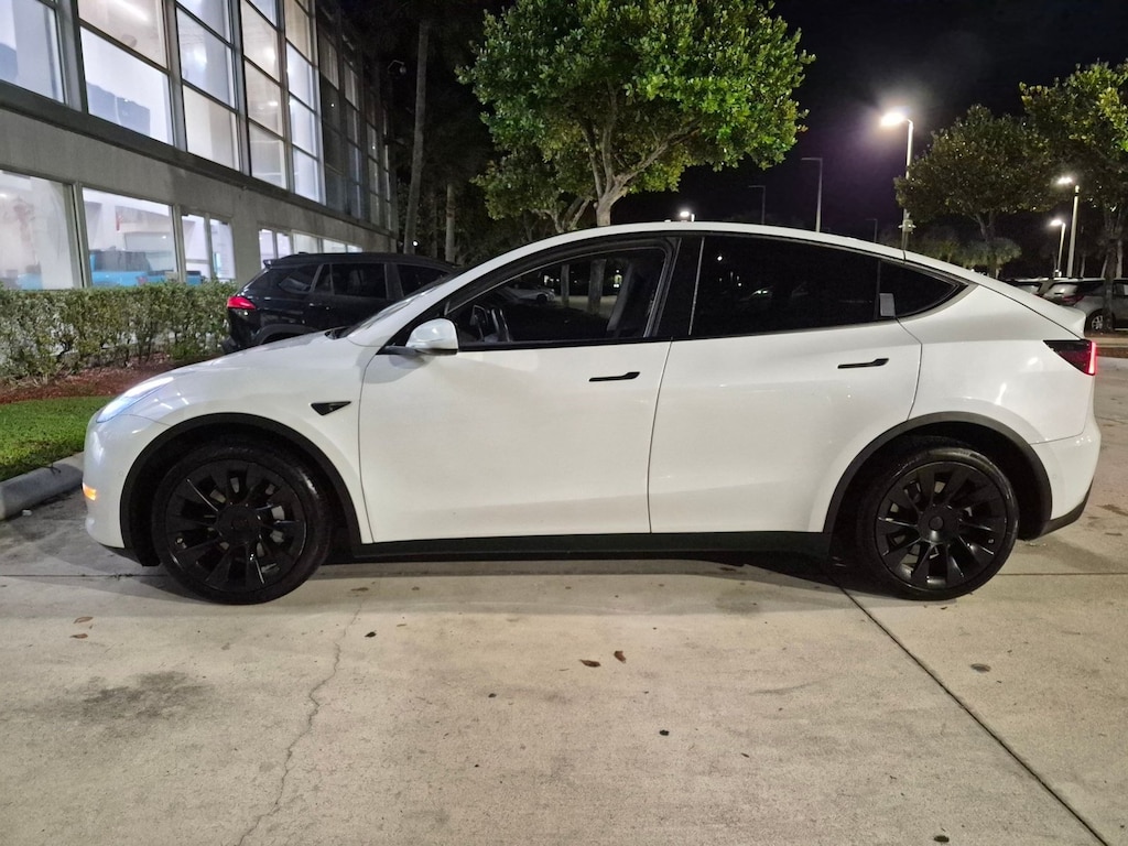 Used 2021 Tesla Model Y Long Range SUV