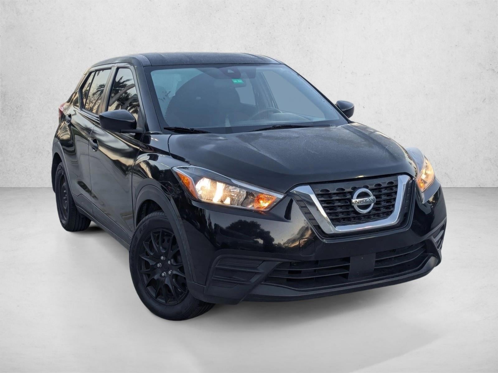 Used 2020 Nissan Kicks S with VIN 3N1CP5BV4LL541643 for sale in Davie, FL
