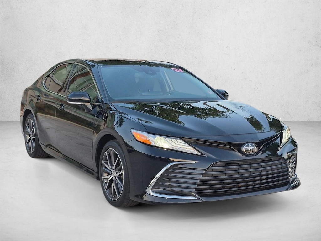 Used 2024 Toyota Camry XLE Sedan