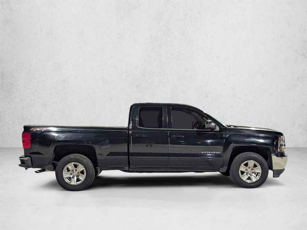 Used 2018 Chevrolet Silverado 1500 LT w/1LT Truck Double Cab