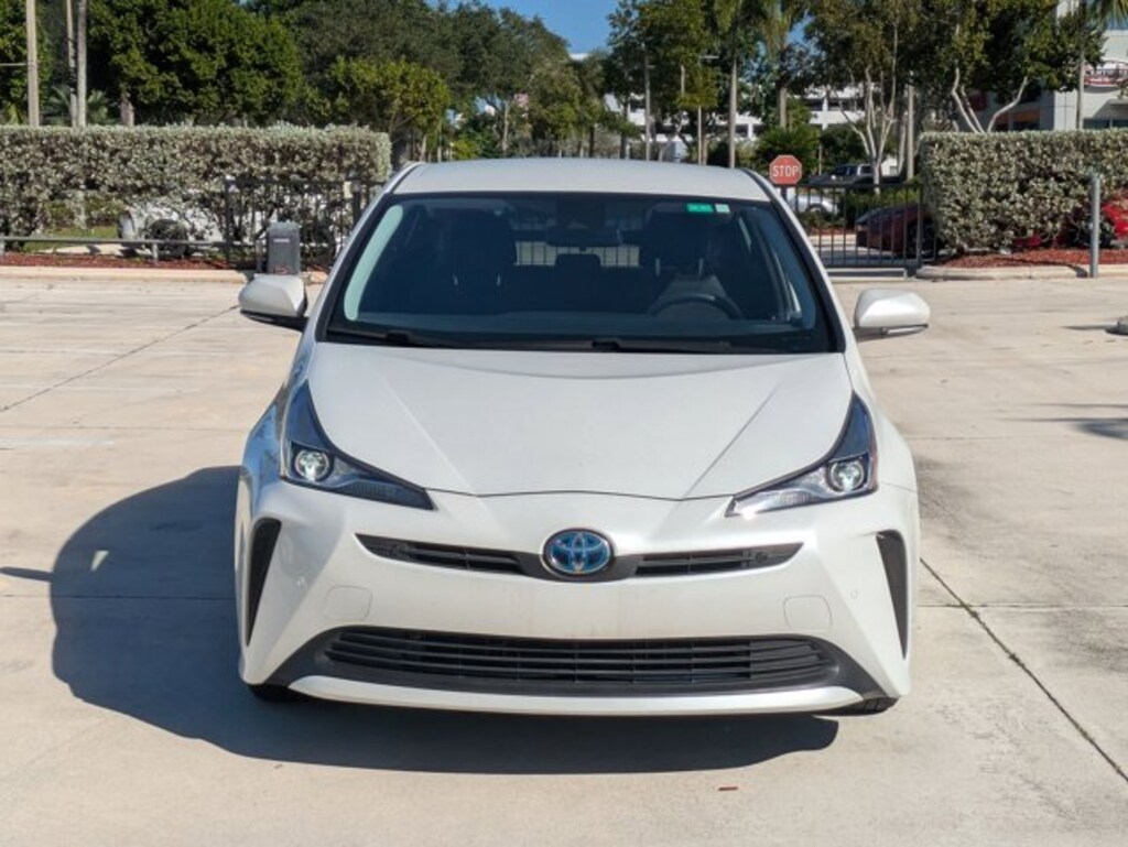 Used 2022 Toyota Prius LE Hatchback