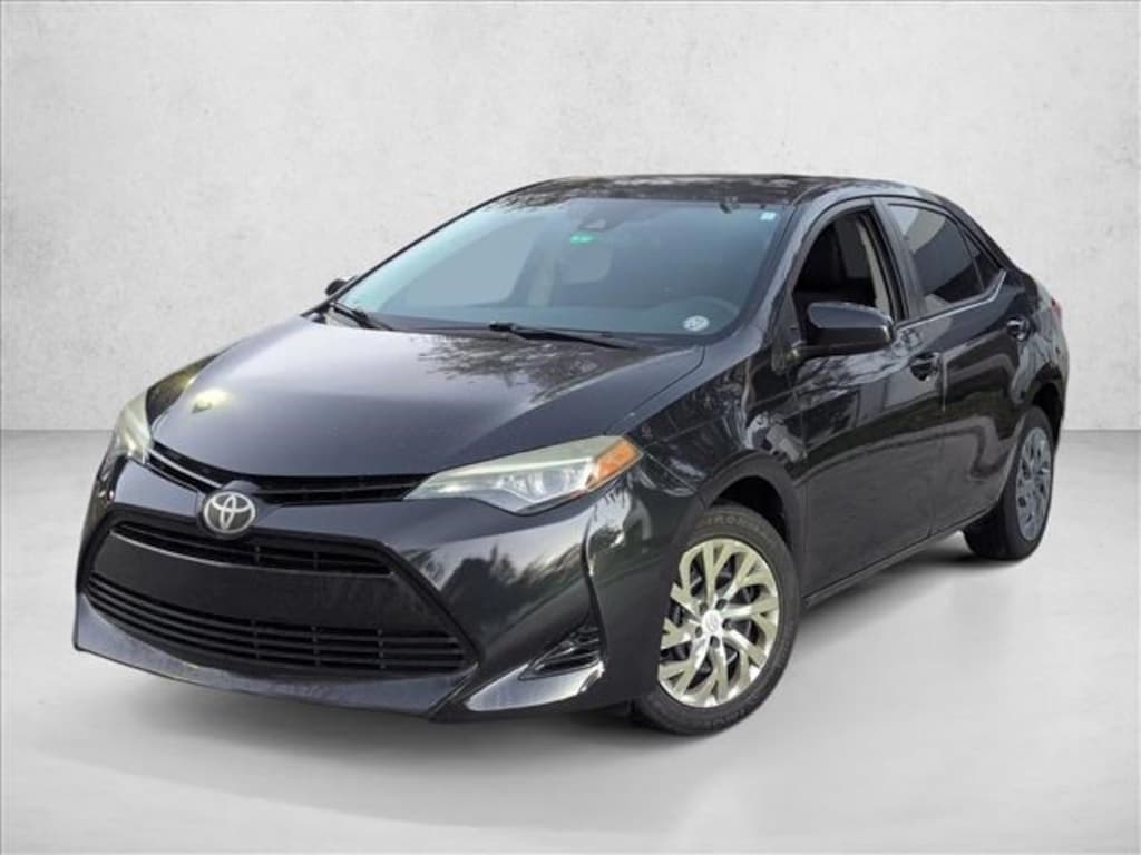 Used 2017 Toyota Corolla LE Sedan