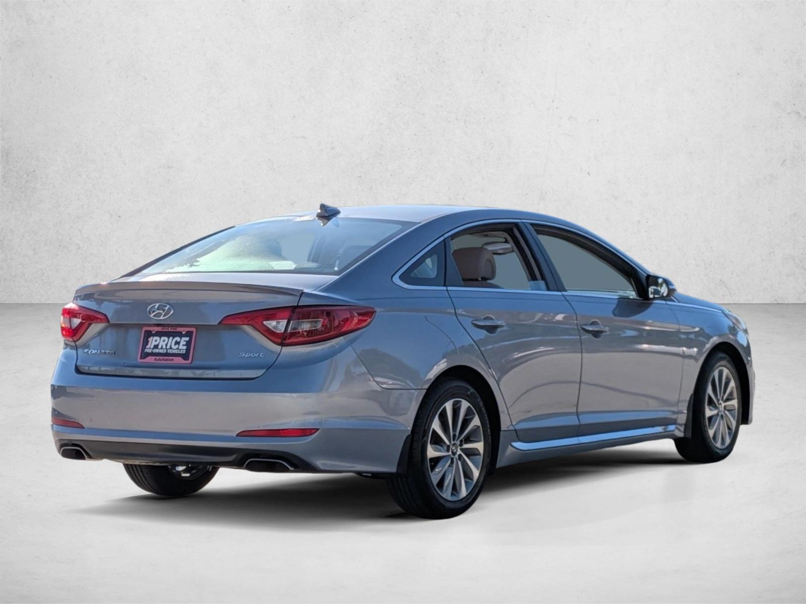 2017 Hyundai Sonata Sport photo 4