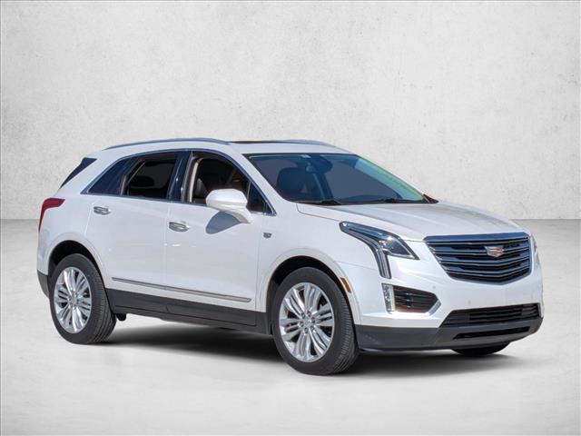 2017 Cadillac XT5 Premium Luxury photo 3