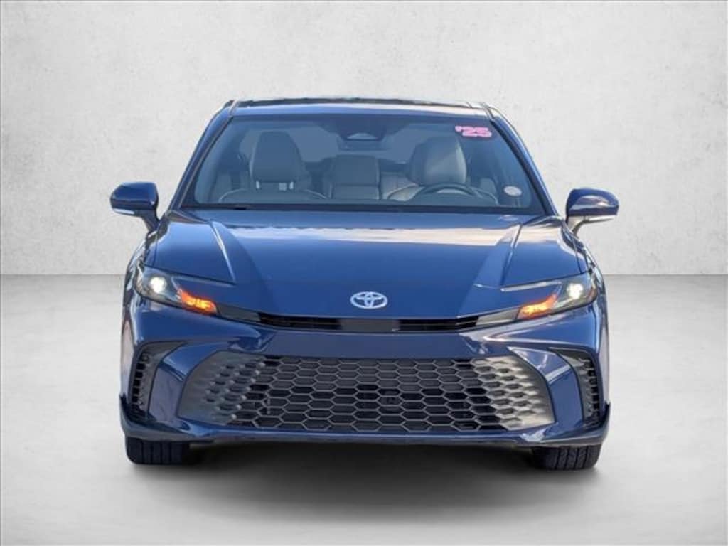 Used 2025 Toyota Camry SE Sedan
