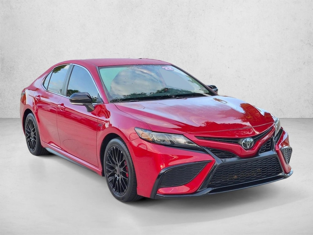 Used 2022 Toyota Camry SE Sedan