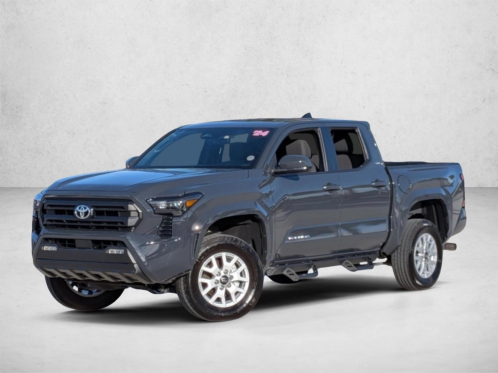 2024 Toyota Tacoma SR5's photo