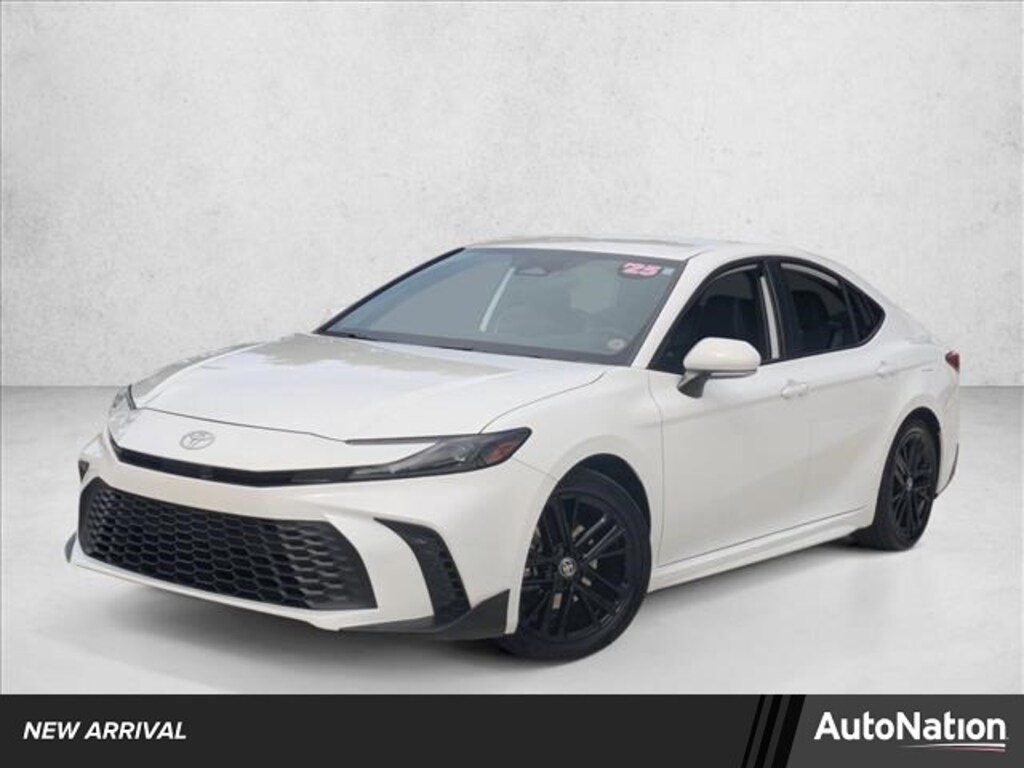 Certified 2025 Toyota Camry SE Sedan