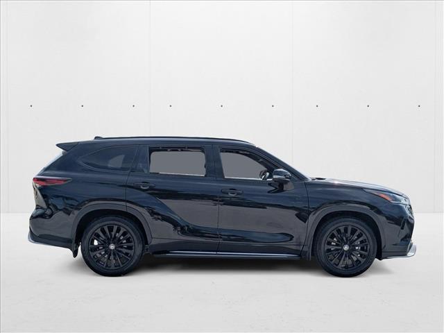 2024 Toyota Highlander XSE photo 4