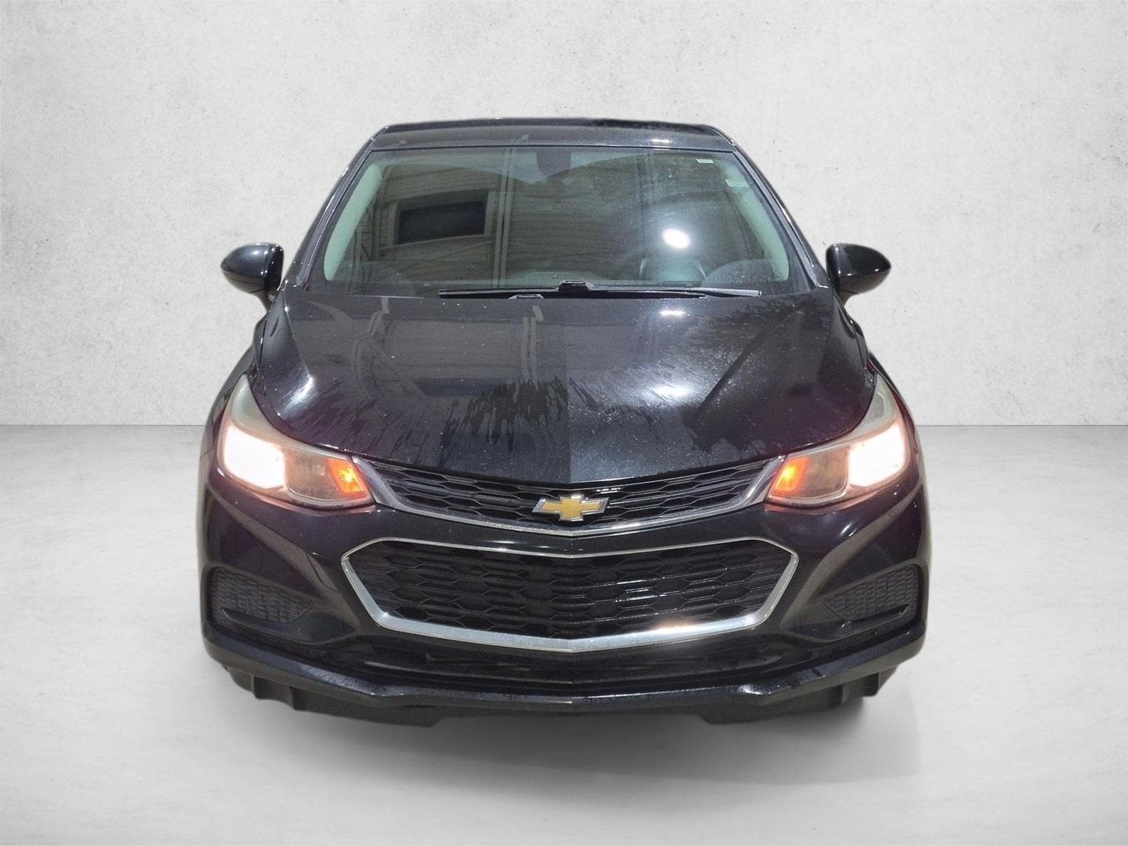 Used 2018 Chevrolet Cruze LS with VIN 1G1BC5SM8J7102404 for sale in Davie, FL