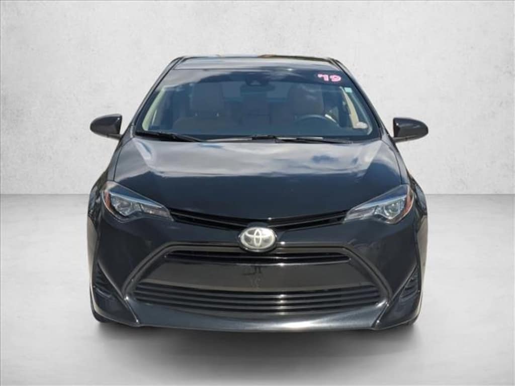 Used 2019 Toyota Corolla LE Sedan