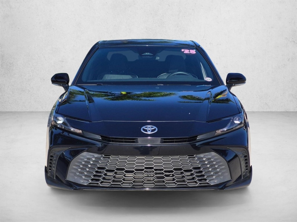 Certified 2025 Toyota Camry SE Sedan
