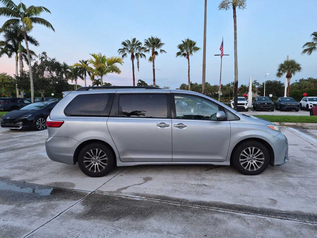 Used 2019 Toyota Sienna XLE 7 Passenger Auto Access Seat Van