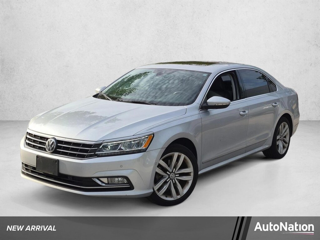 Used 2017 Volkswagen Passat V6 SEL Premium Sedan