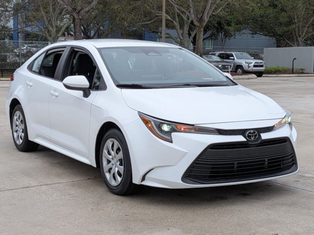 Certified 2024 Toyota Corolla LE Sedan