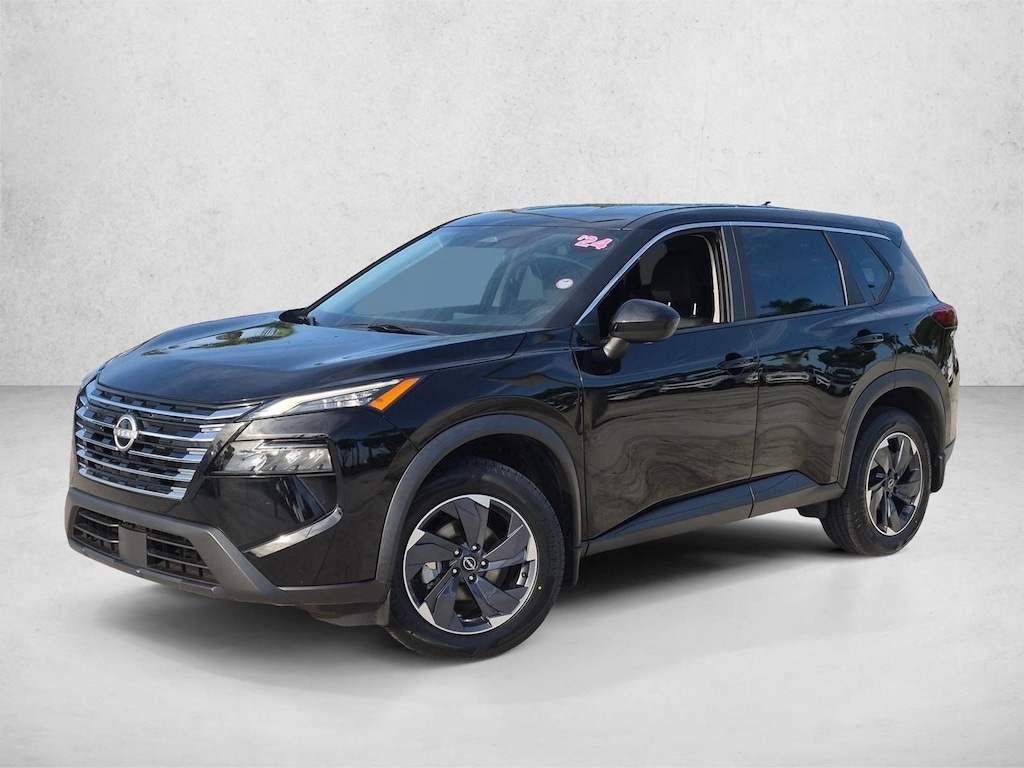 Used 2024 Nissan Rogue SV SUV