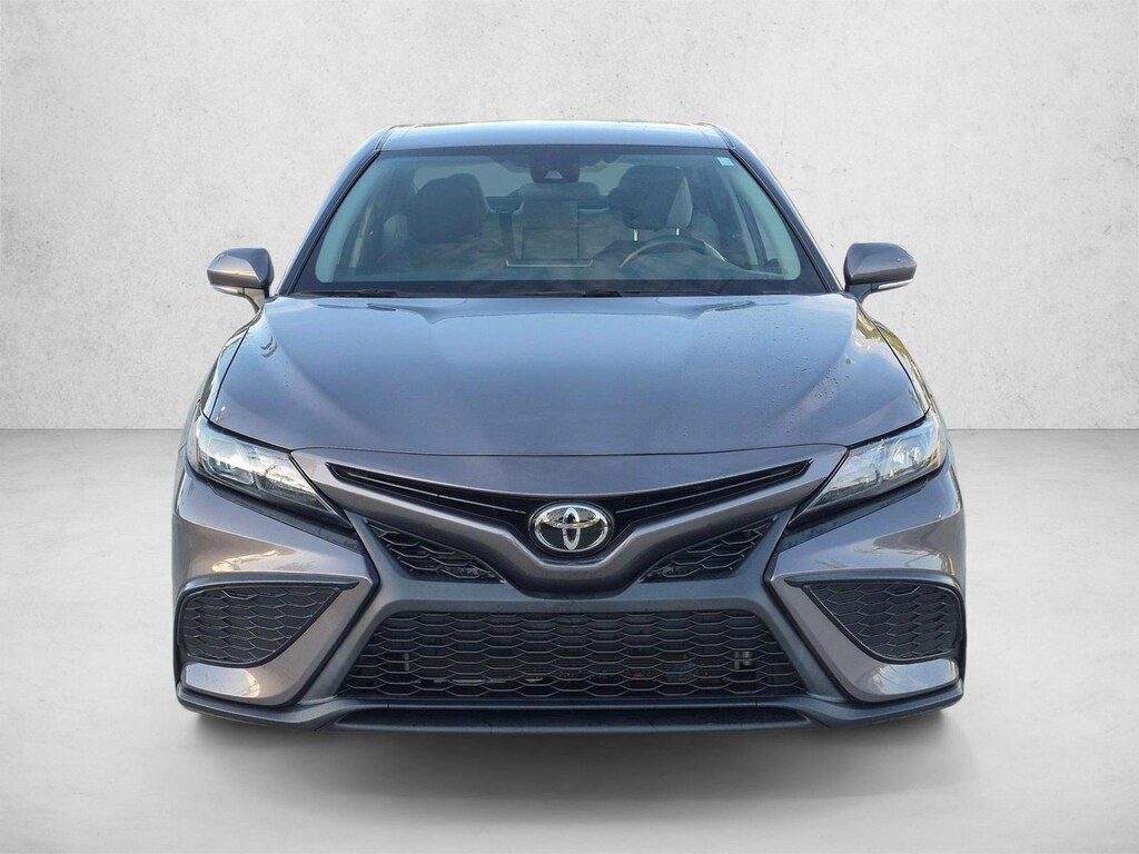Used 2023 Toyota Camry SE Sedan