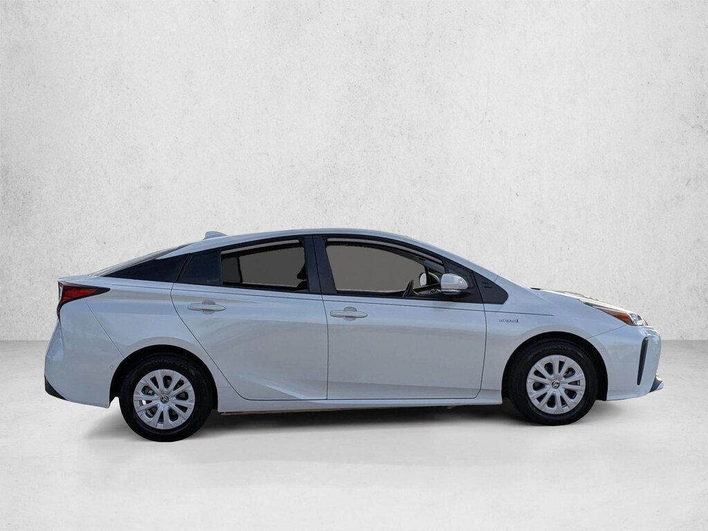 Certified 2022 Toyota Prius LE Hatchback