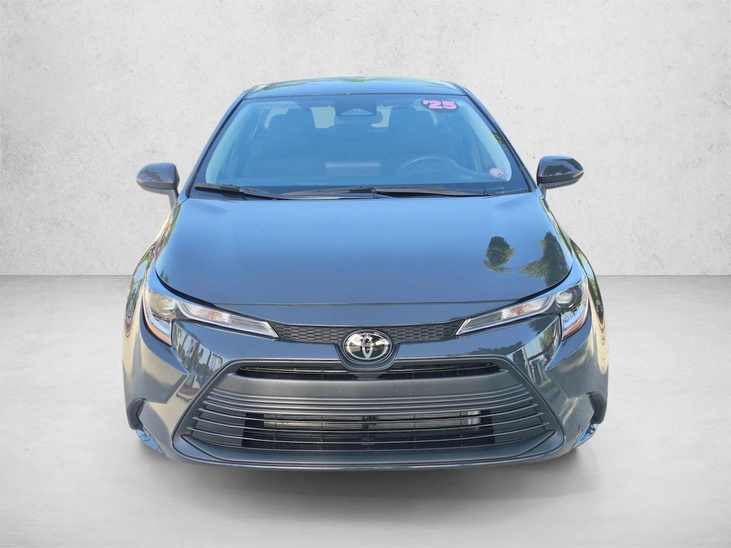 Certified 2025 Toyota Corolla LE Sedan