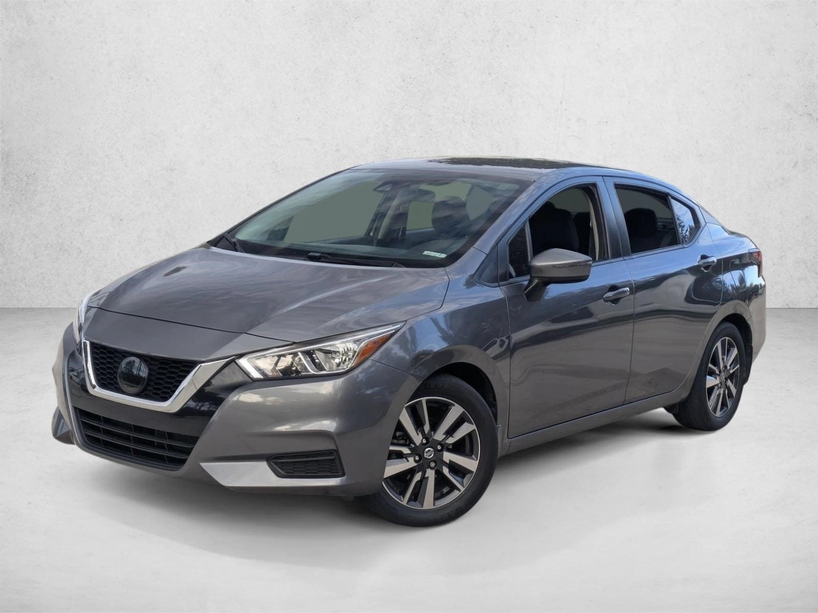 2021 Nissan Versa Sedan SV's photo