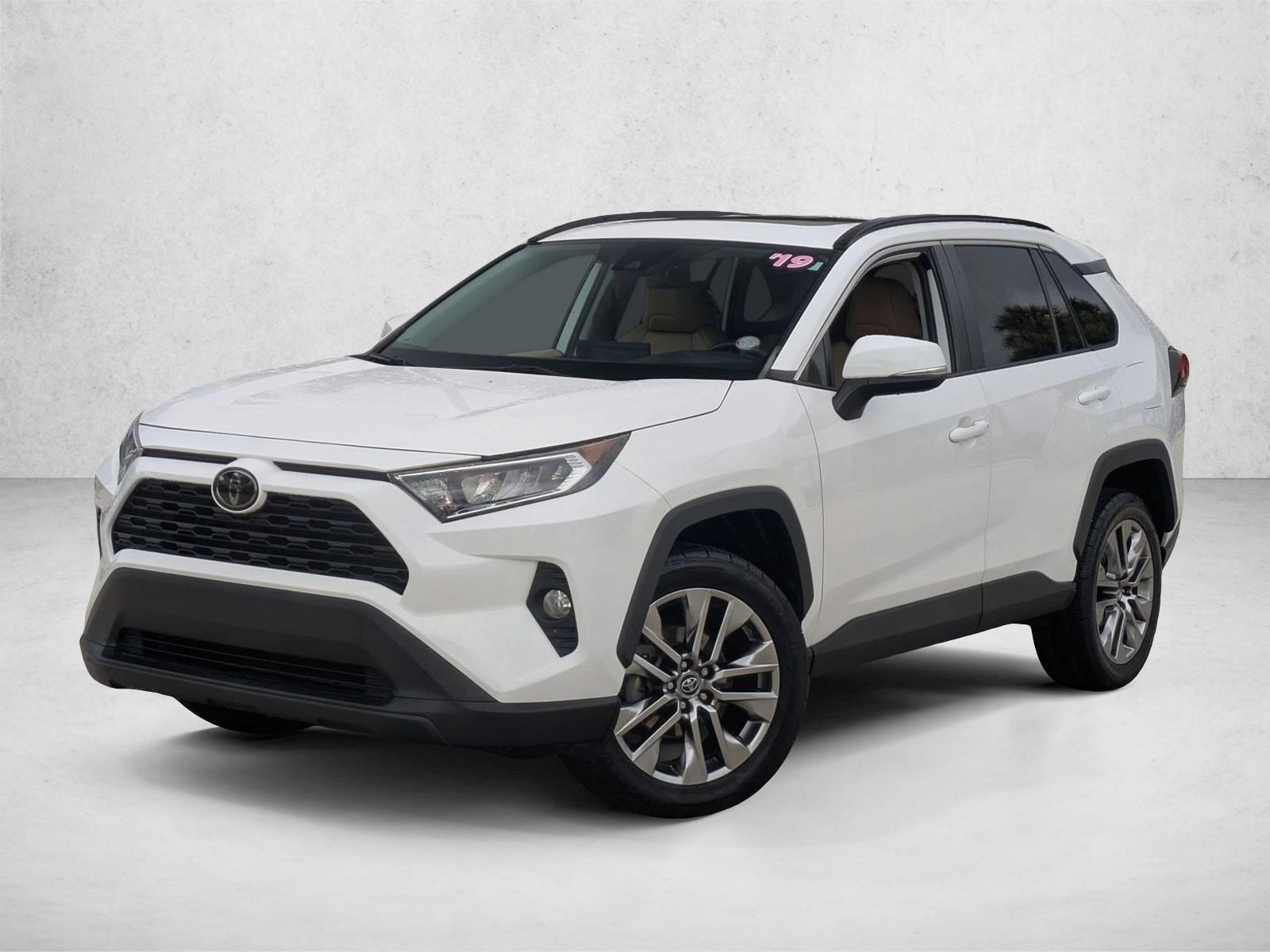 2019 Toyota RAV4 XLE Premium
