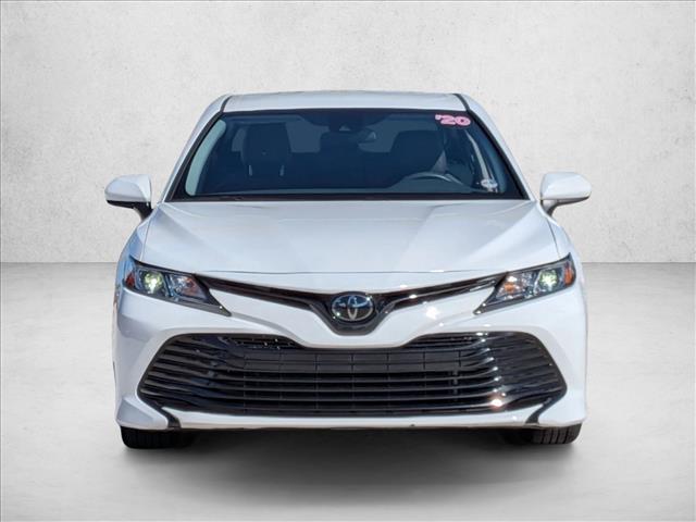 2020 Toyota Camry LE SE photo 2