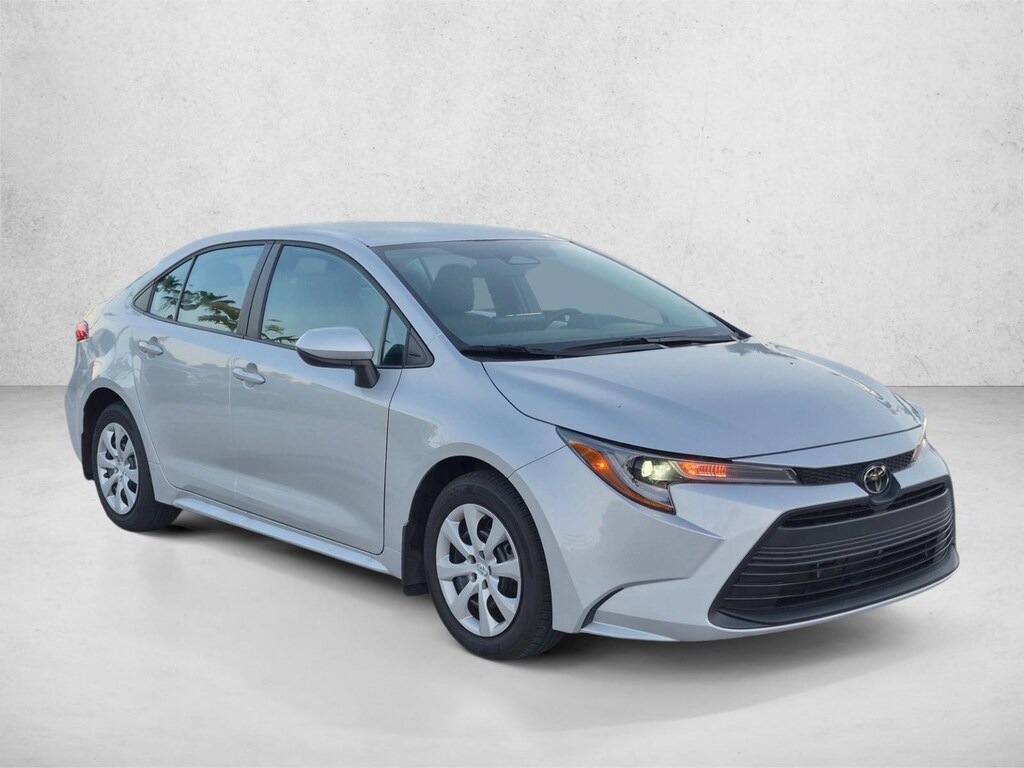 Used 2025 Toyota Corolla LE Sedan