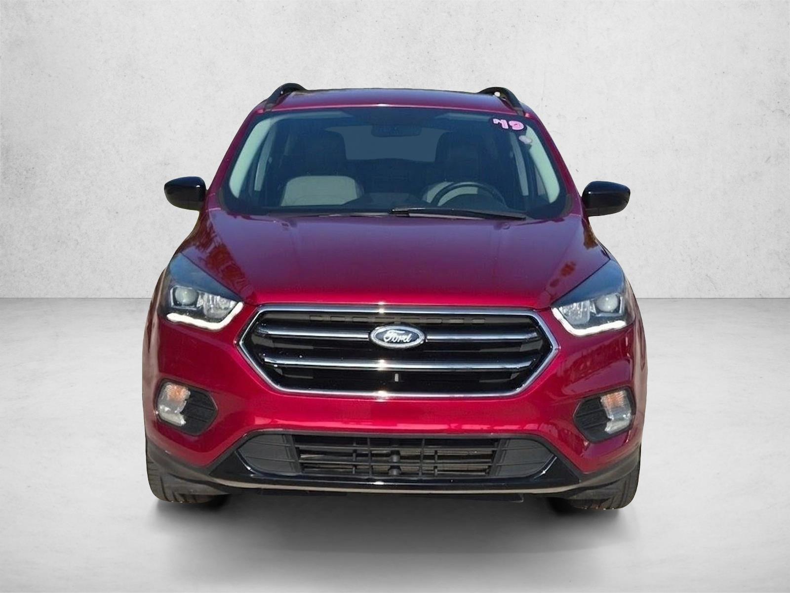 Used 2019 Ford Escape SE with VIN 1FMCU0GD0KUB45198 for sale in Davie, FL