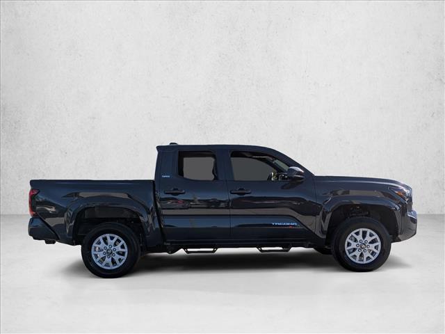 2024 Toyota Tacoma SR5 photo 4