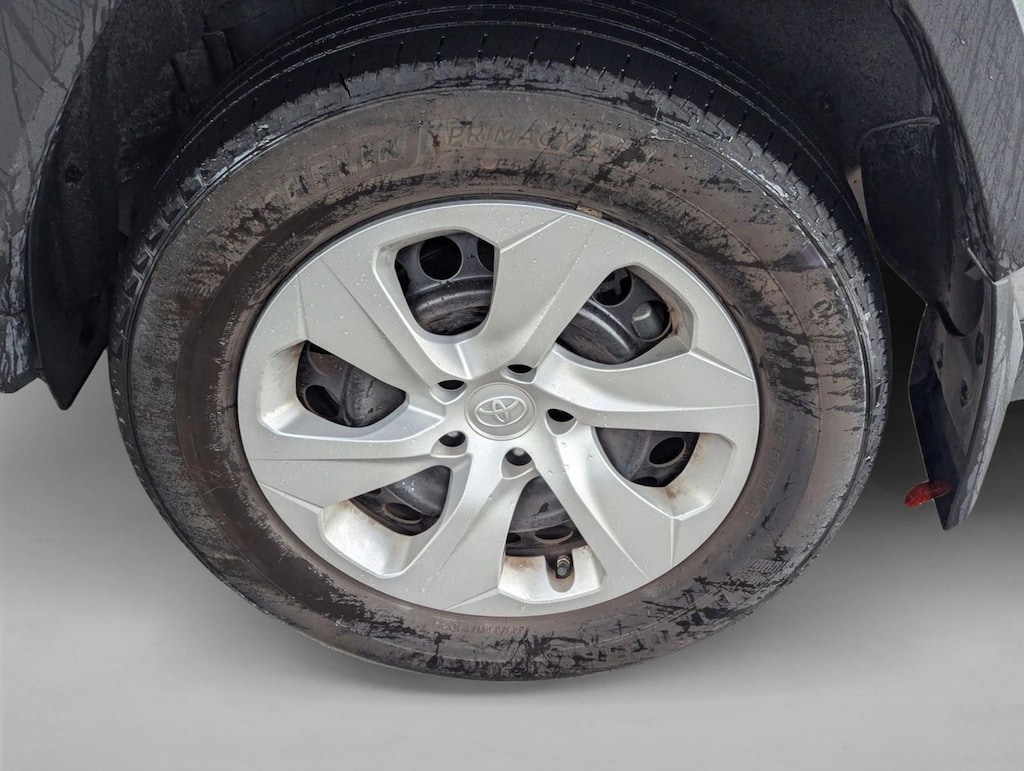 Used 2024 Toyota RAV4 LE SUV