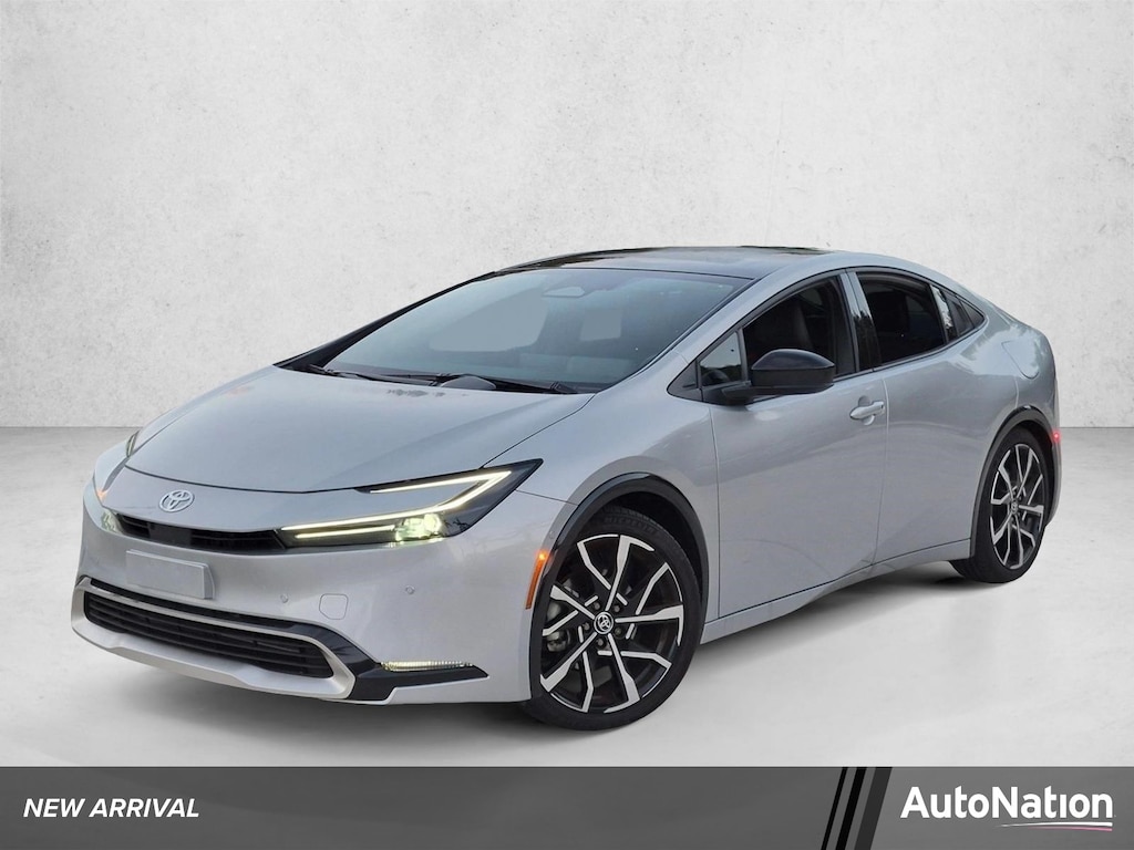 Used 2026 Toyota Prius Plug-In Hybrid XSE Premium Hatchback