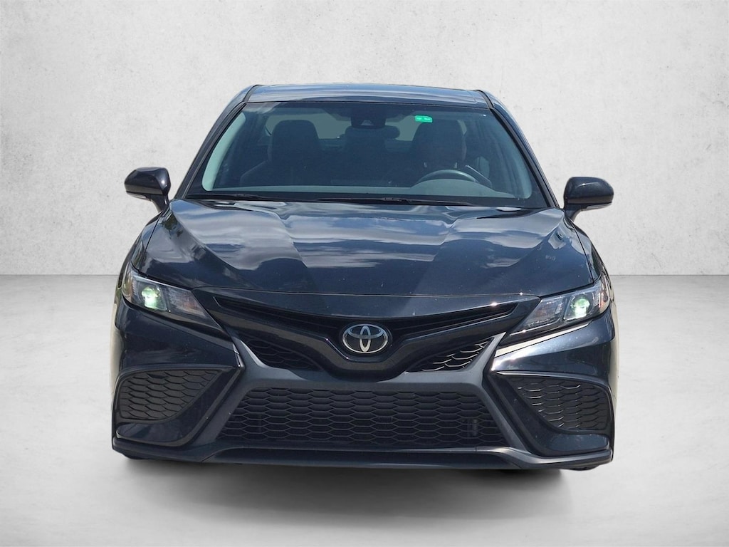 Used 2023 Toyota Camry SE Sedan