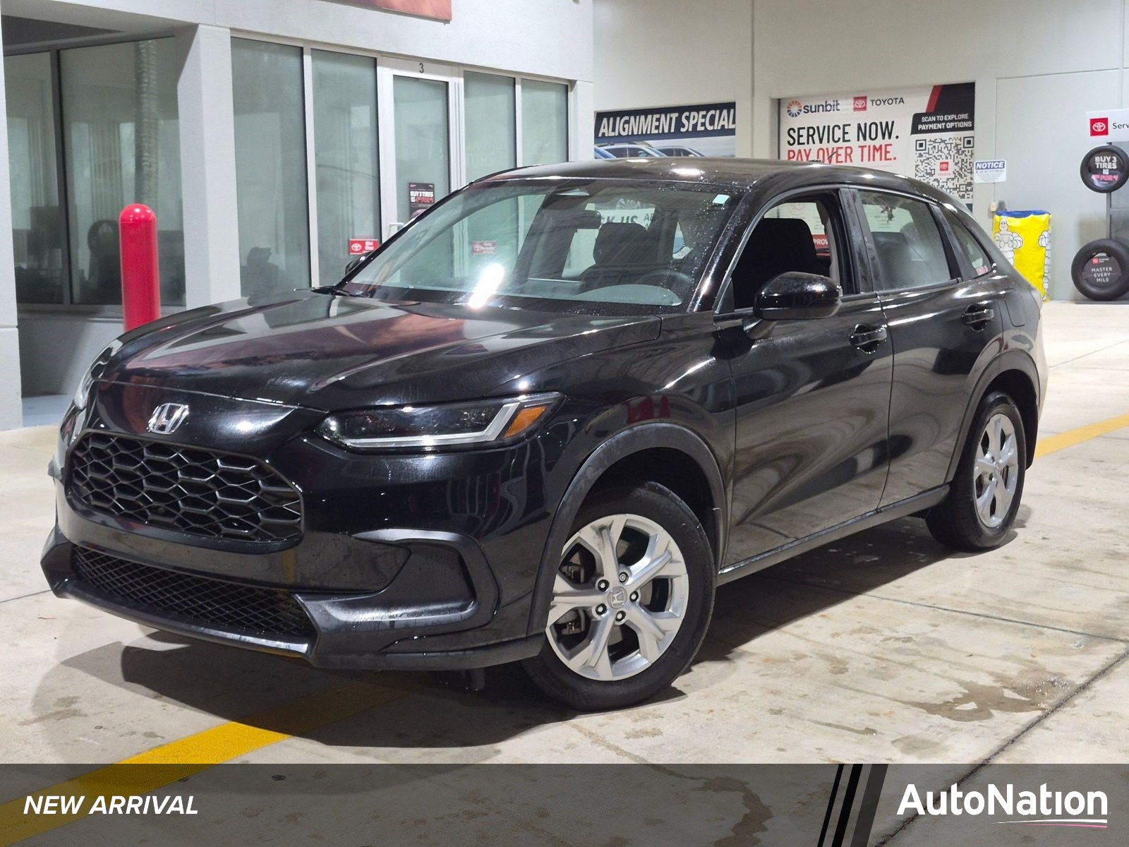 Used 2025 Honda HR-V LX SUV