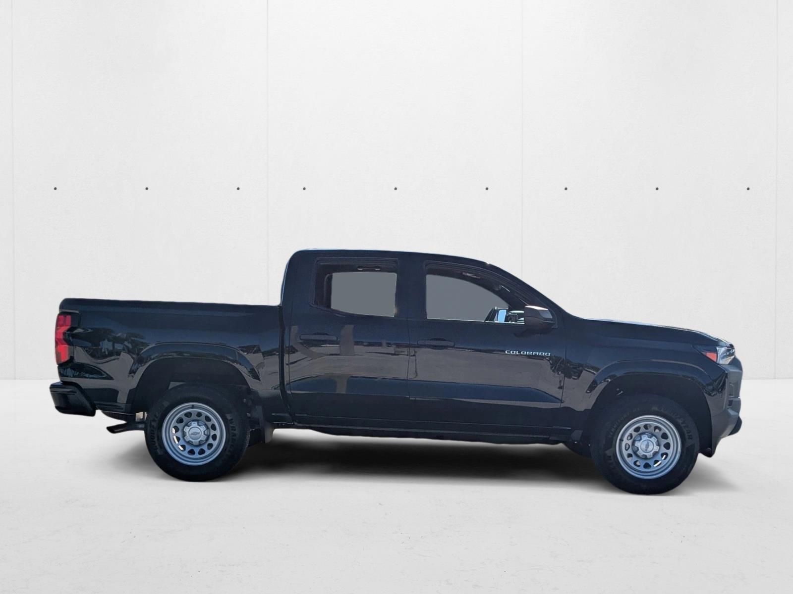 2023 Chevrolet Colorado Work Truck photo 4
