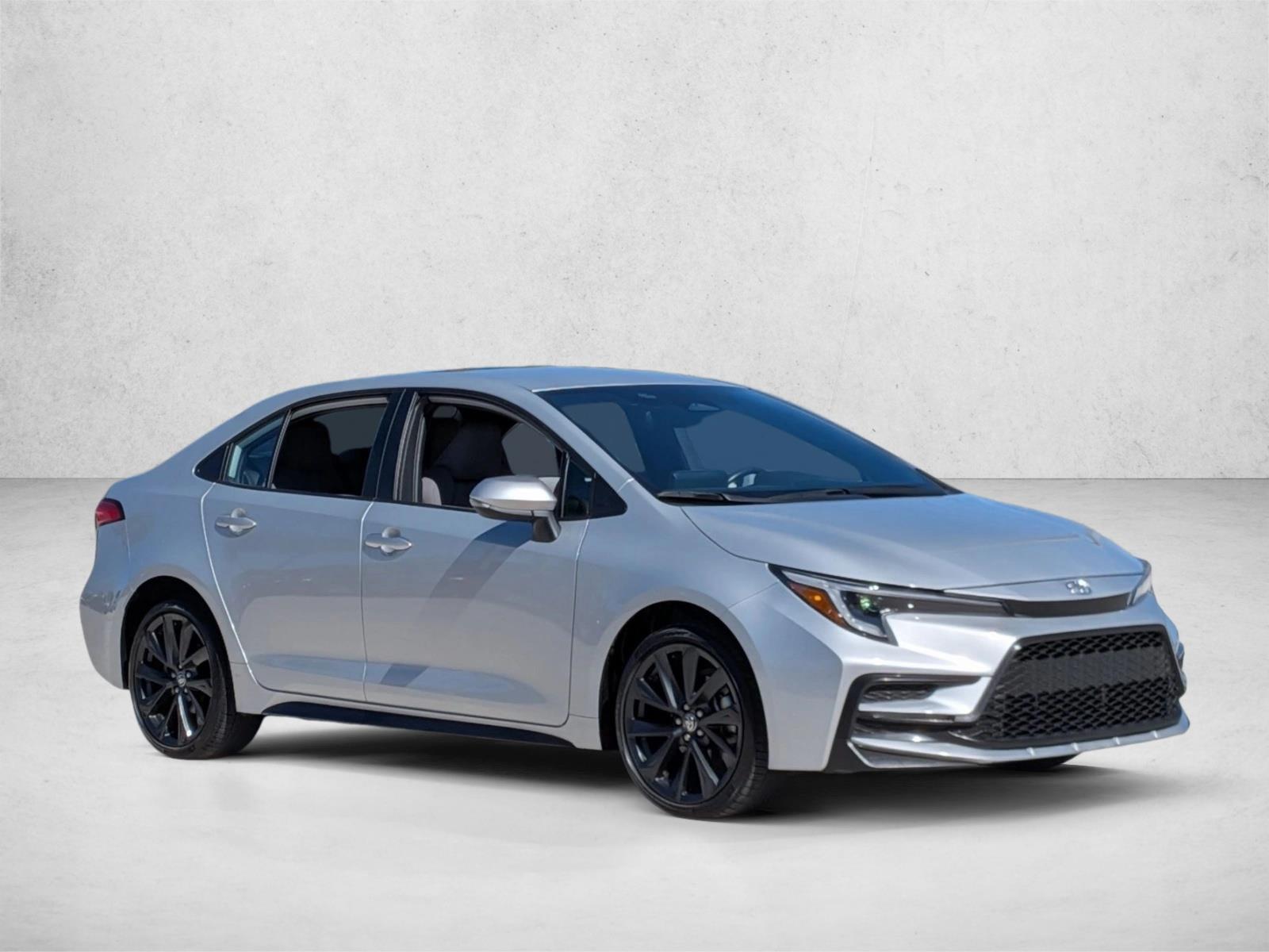 2024 Toyota Corolla SE photo 3