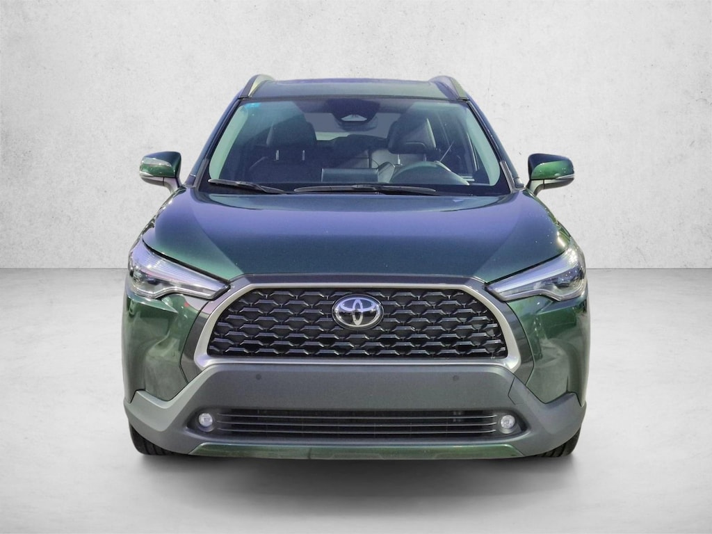 Used 2024 Toyota Corolla Cross XLE SUV