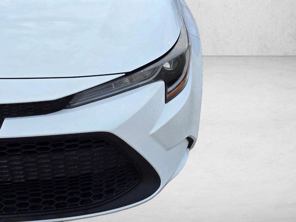 Used 2022 Toyota Corolla LE Sedan