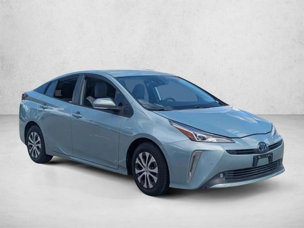 Used 2021 Toyota Prius LE Hatchback